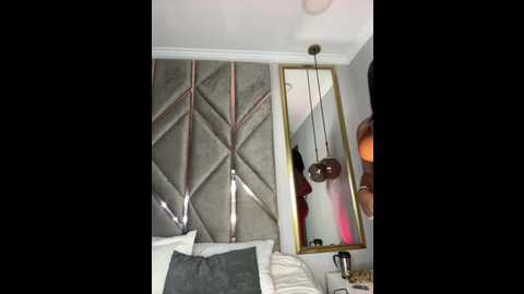 lola_king @ stripchat on 20250619