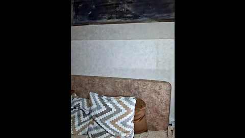 olivia_oliv @ stripchat on 20250619