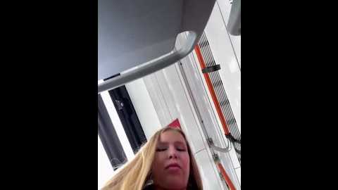 liza_risky @ stripchat on 20250622