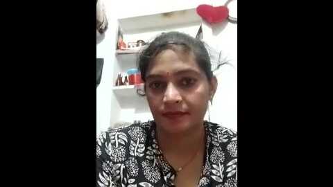 chhaya_hot