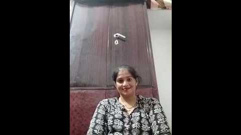 chhaya_hot