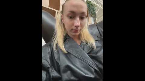 lia__love @ stripchat on 20250624