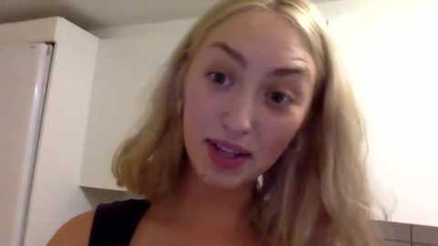 kitty_swetty @ stripchat on 20250625