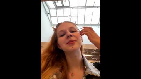 julie_cutie @ stripchat on 20250626