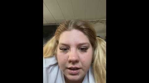 lenaundleon @ stripchat on 20250626