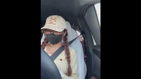 linh_2004 @ stripchat on 20250701