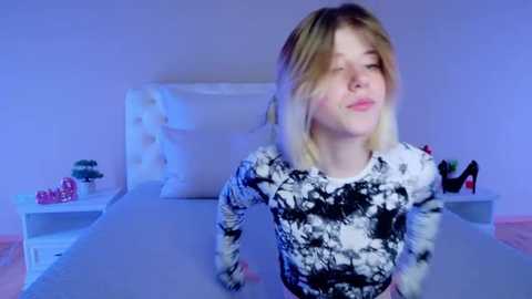 bella_amory @ stripchat on 20250703
