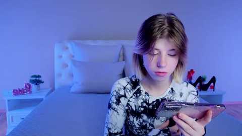 bella_amory @ stripchat on 20250704