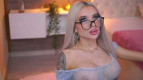 juicy_jessye @ stripchat on 20250704