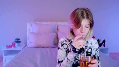 bella_amory @ stripchat on 20250706