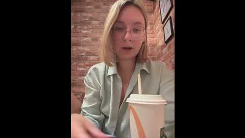 the_snowwhitee @ stripchat on 20250706