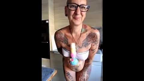 emma_milf25 @ stripchat on 20250707