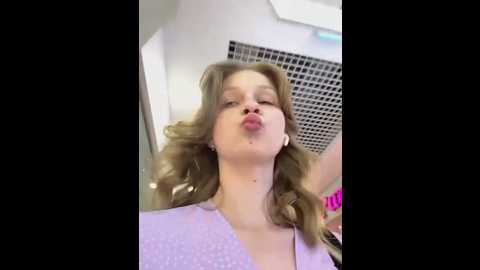 julie_cutie @ stripchat on 20250707