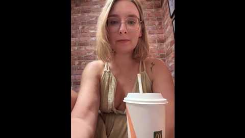 the_snowwhitee @ stripchat on 20250709
