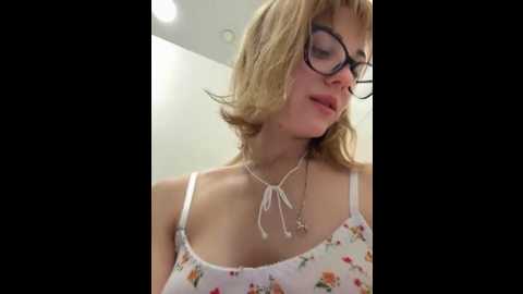 onlyapril @ stripchat on 20250710
