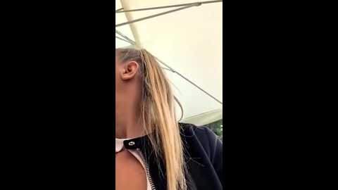 risky_girl23