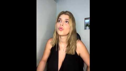 _alice_1 @ stripchat on 20250713