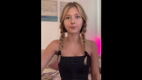 lunarase @ stripchat on 20250713