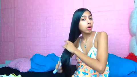 strawberrymia68 @ stripchat on 20250713