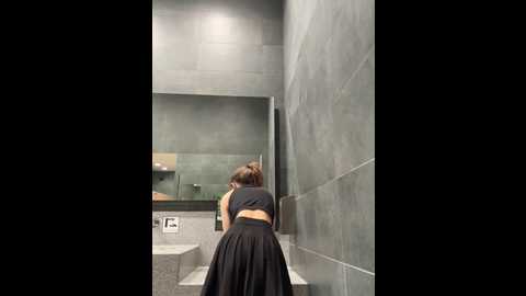 yesmoree @ stripchat on 20250714