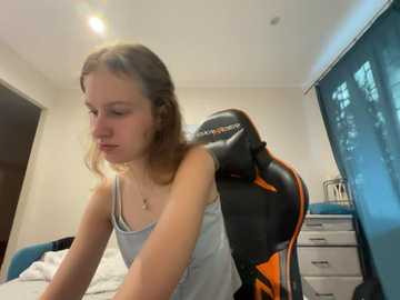 eva_angel3 @ stripchat on 20250715