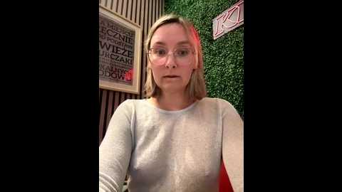 the_snowwhitee @ stripchat on 20250715