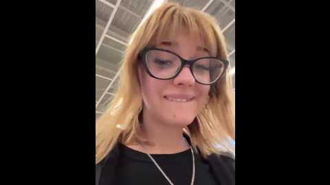 onlyapril @ stripchat on 20250717