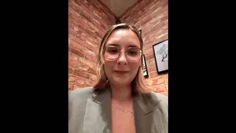 the_snowwhitee @ stripchat on 20250718
