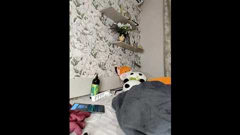 lola_hale @ stripchat on 20250720