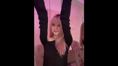 bellasecrett @ stripchat on 20250728