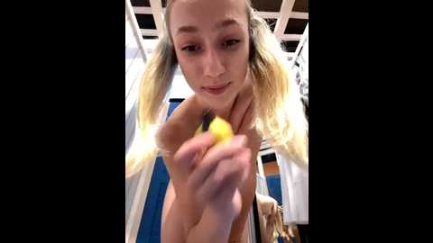 lia__love @ stripchat on 20250729