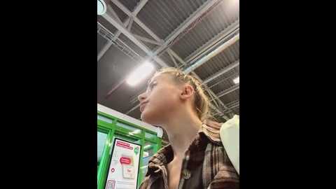 juice_bunny @ stripchat on 20250806