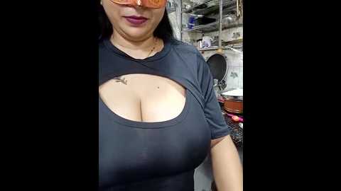 night_kanika