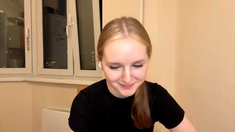 nicolewow