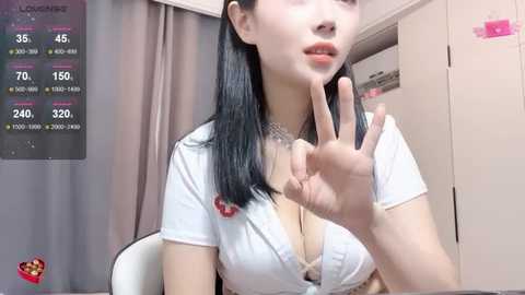 amy_i @ stripchat on 20250812