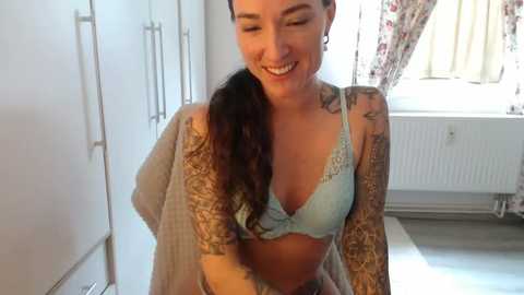 davinja @ stripchat on 20250812