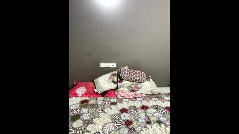 divya_arora22 @ stripchat on 20250812