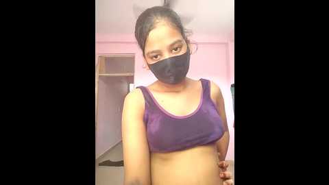 hot_komall