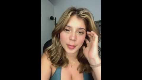 _alice_1 @ stripchat on 20250820