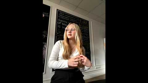 sky_cutie @ stripchat on 20250820