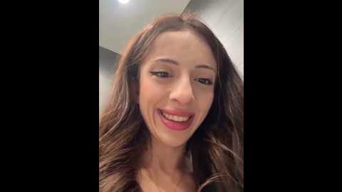 yesmoree @ stripchat on 20250821