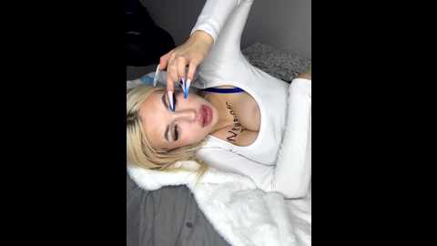steffi_snowbunny @ stripchat on 20250822