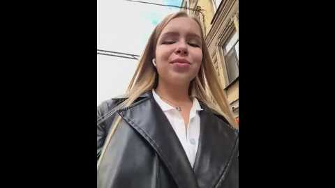 liza_risky @ stripchat on 20250823