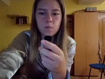 tomyris_yuki @ stripchat on 20250823