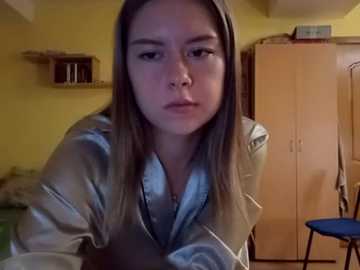 tomyris_yuki @ stripchat on 20250823