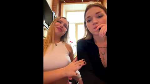 liza_risky @ stripchat on 20250824