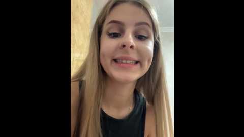 lina_away