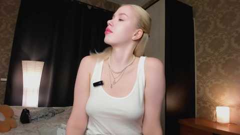 petite_mermaid @ stripchat on 20250903