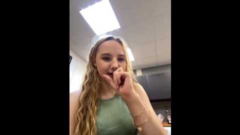 sky_cutie @ stripchat on 20250904