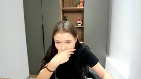 lynhillaire @ stripchat on 20250905